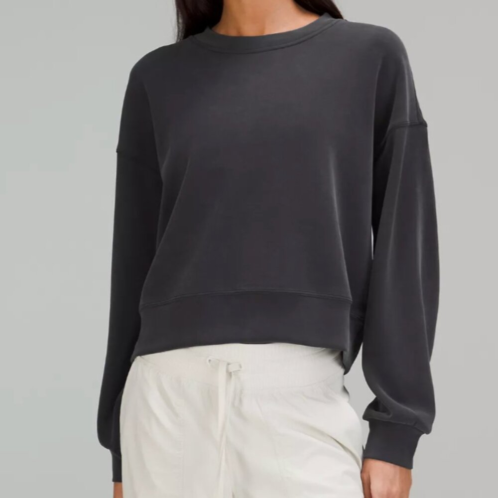 ~LULULEMON~ EUC~ Softstreme Perfectly Oversized Cropped Crew